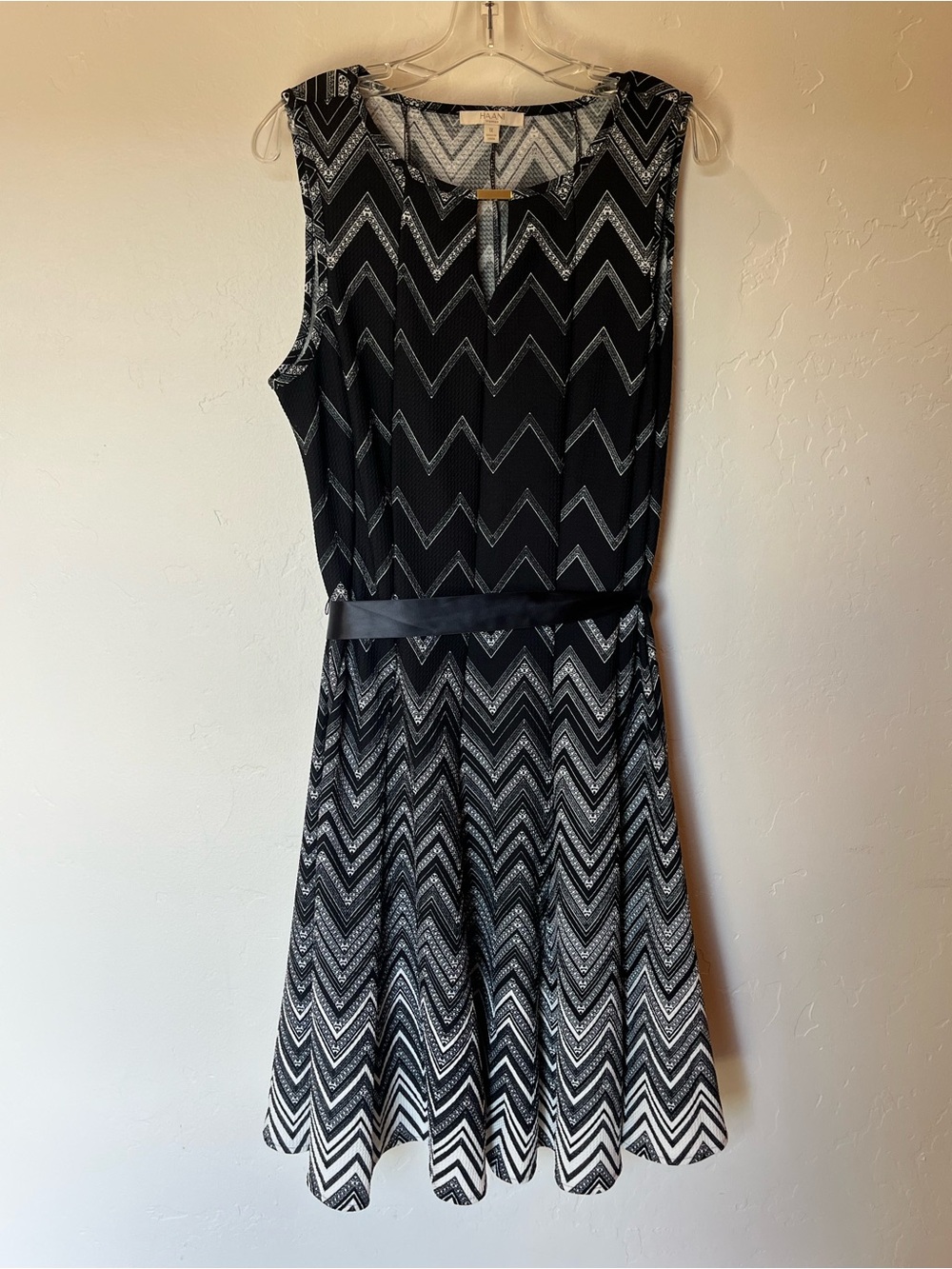 Haani Black and White Chevron Midi Dress